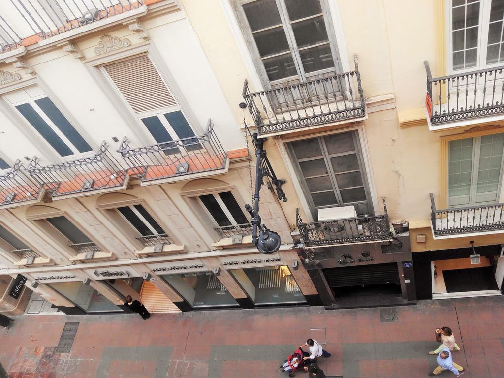 Apartamentos Decada Málaga Szoba fotó