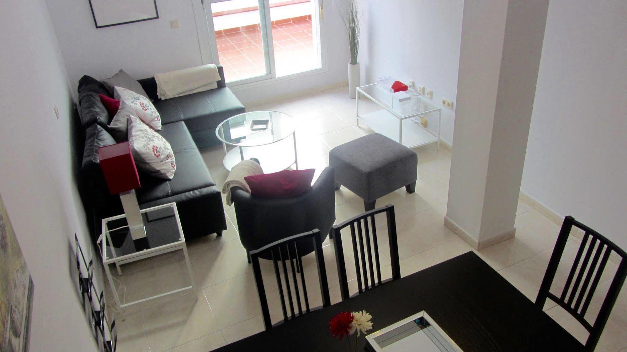 Apartamentos Decada Málaga Kültér fotó