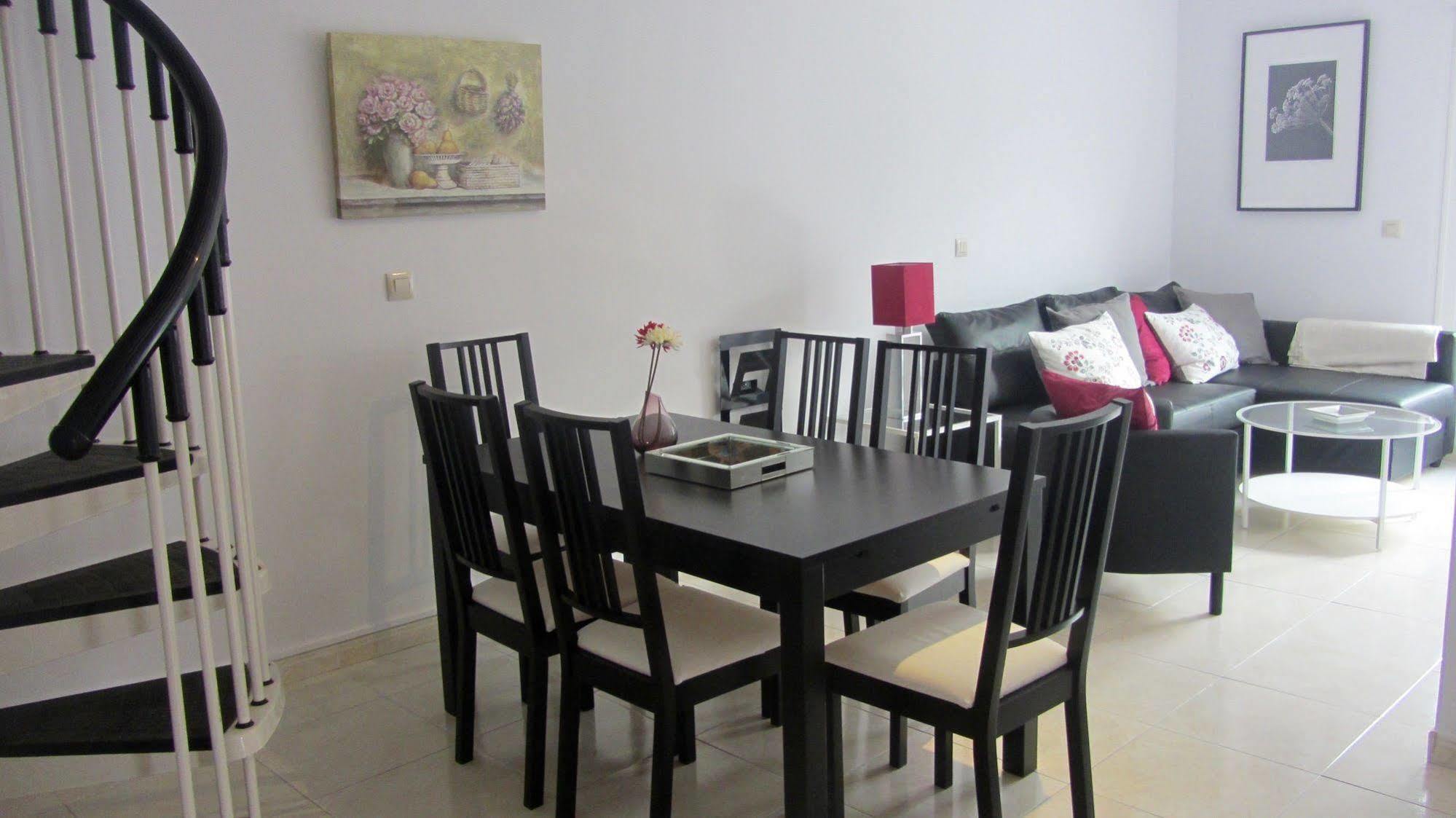 Apartamentos Decada Málaga Kültér fotó