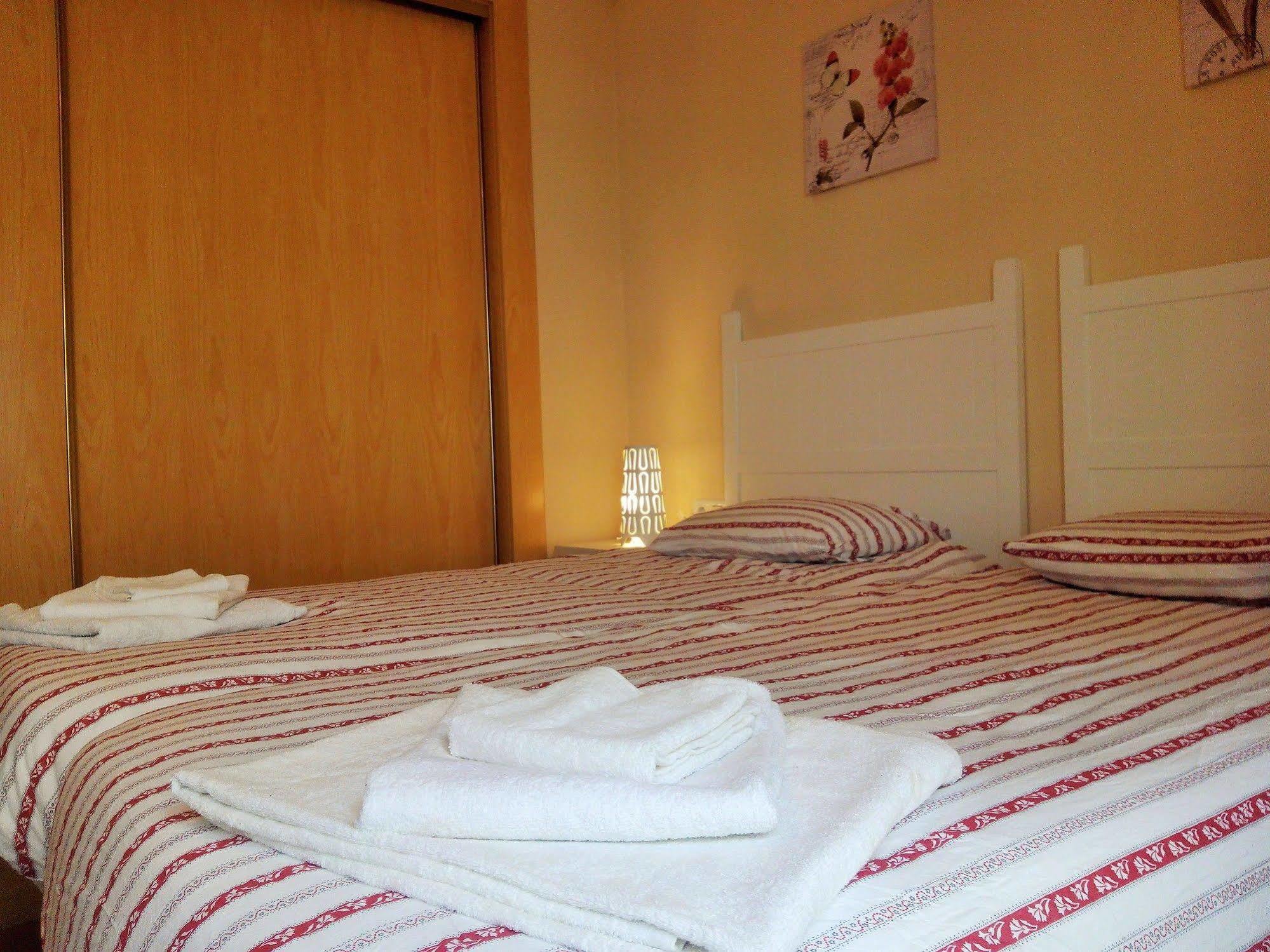 Apartamentos Decada Málaga Kültér fotó