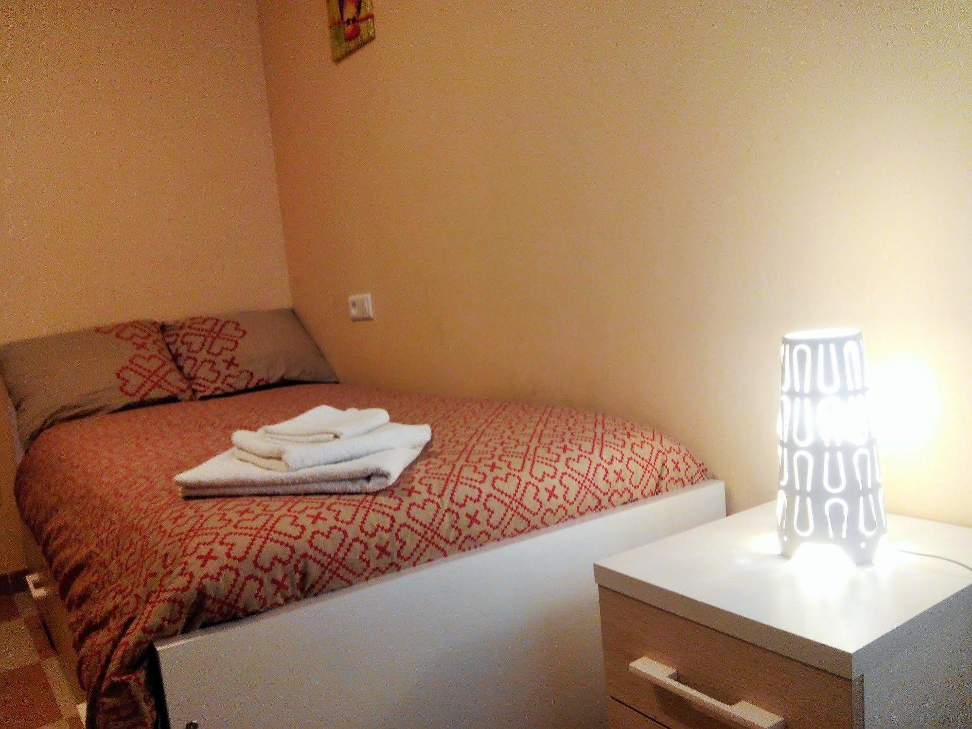 Apartamentos Decada Málaga Kültér fotó