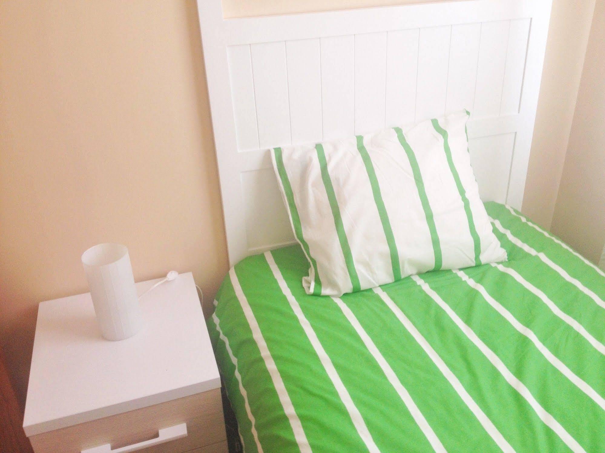 Apartamentos Decada Málaga Kültér fotó